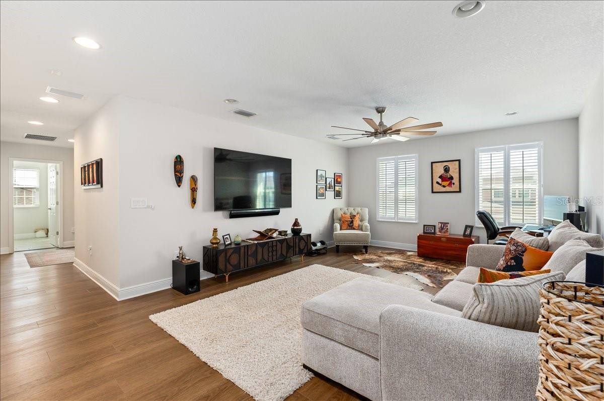 7440 RHUBARB DR — photo 41