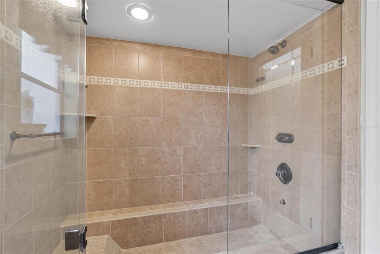 3038 WISTER CIR — photo 31