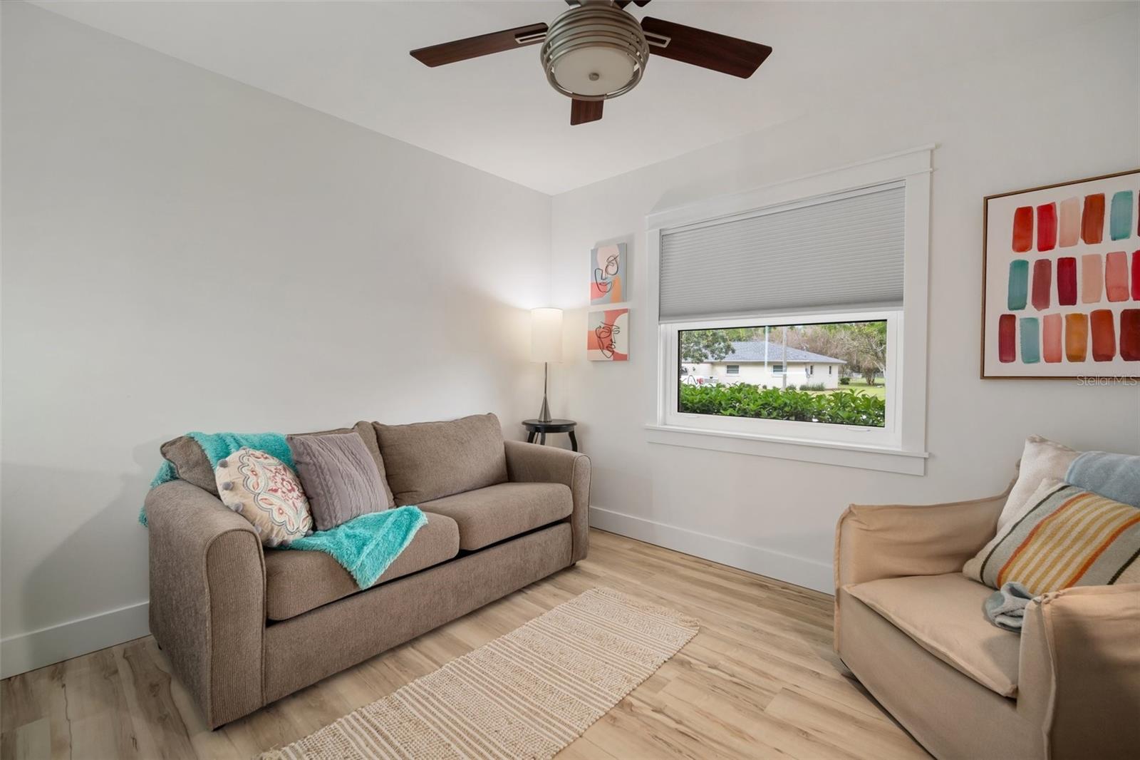 1003 MANDALAY DR — photo 17