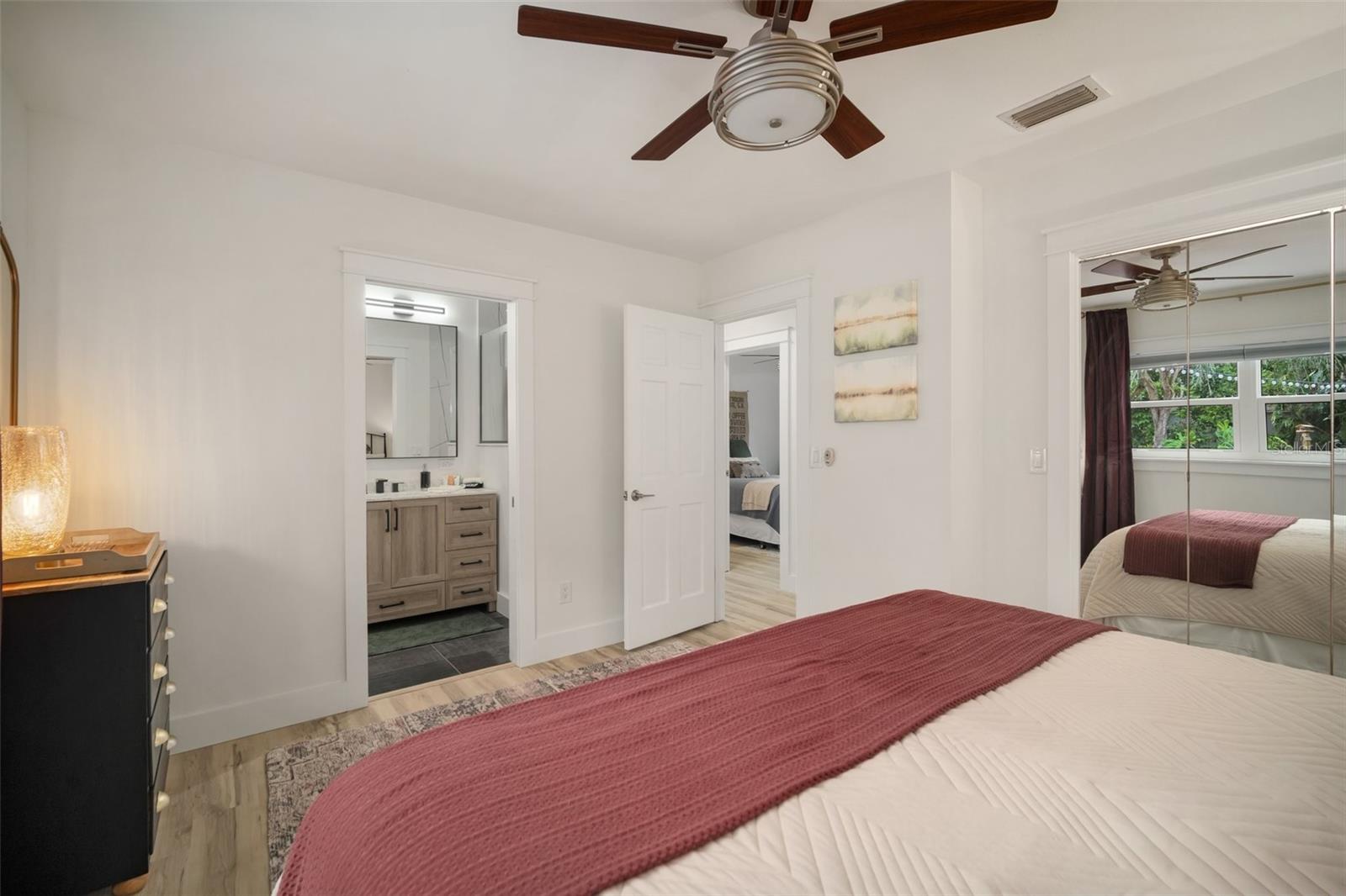 1003 MANDALAY DR — photo 12