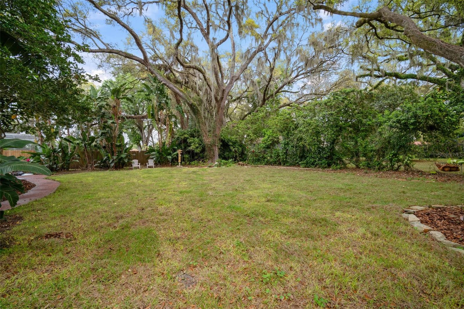 1003 MANDALAY DR — photo 23