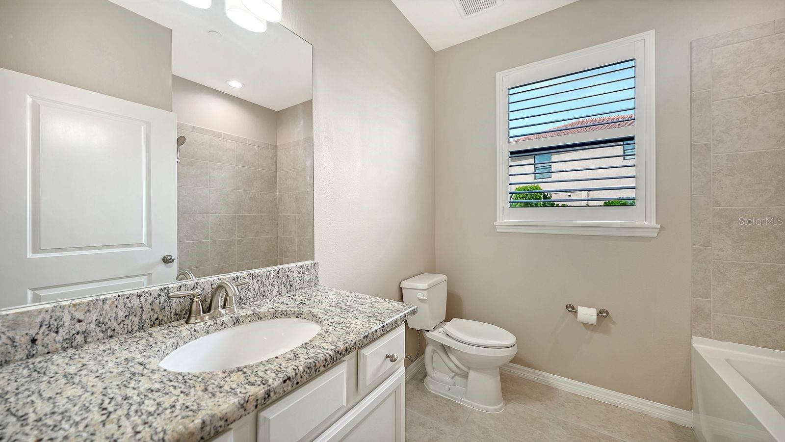 13702 MESSINA LOOP #104 — photo 36