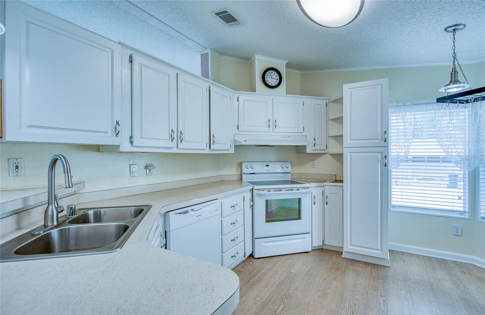 82 PELICAN DR N — photo 8