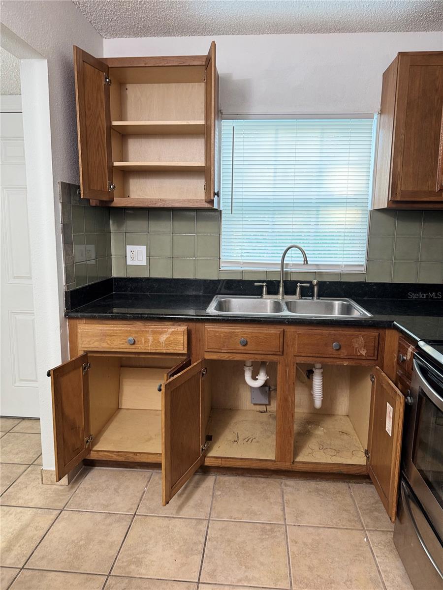 2884 SOMERSET PARK DR #2907 — photo 10