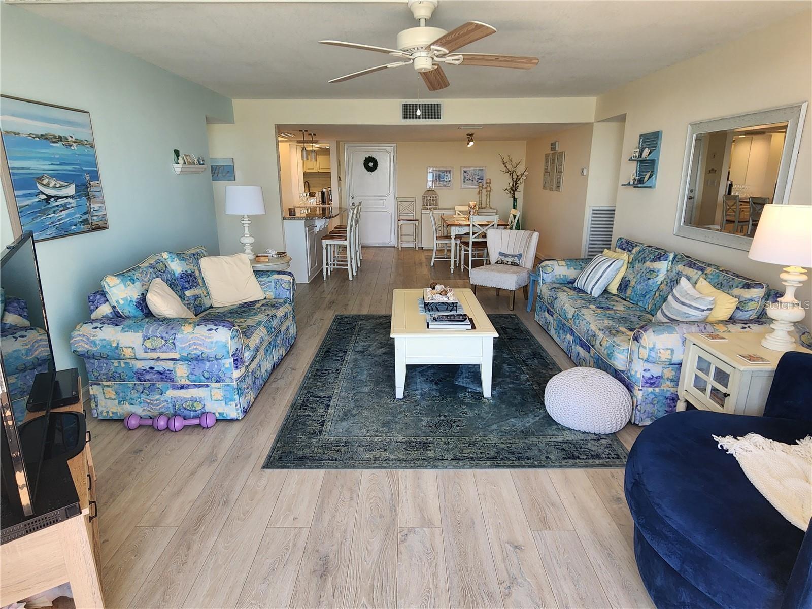 500 TREASURE ISLAND CSWY #211 — photo 8