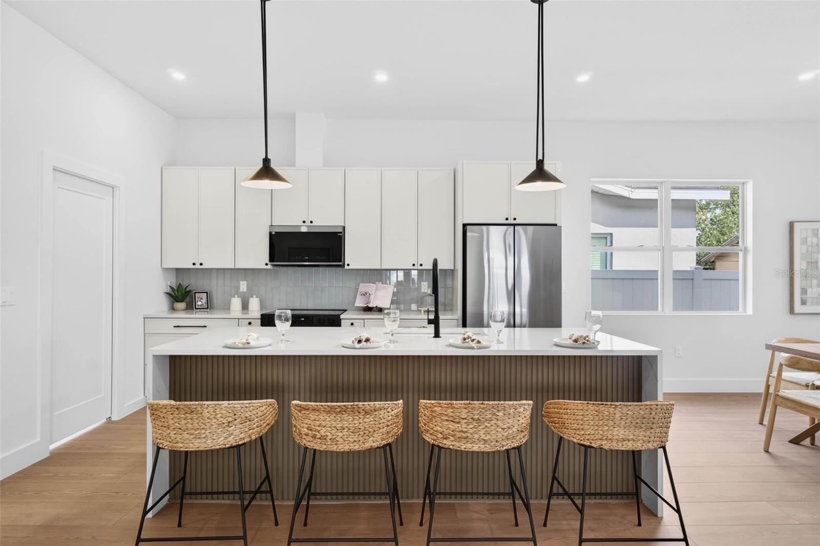 4365 IRIS ST N — photo 28