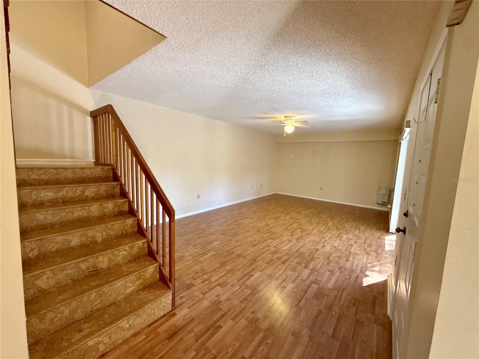 2713 11TH CT — photo 3