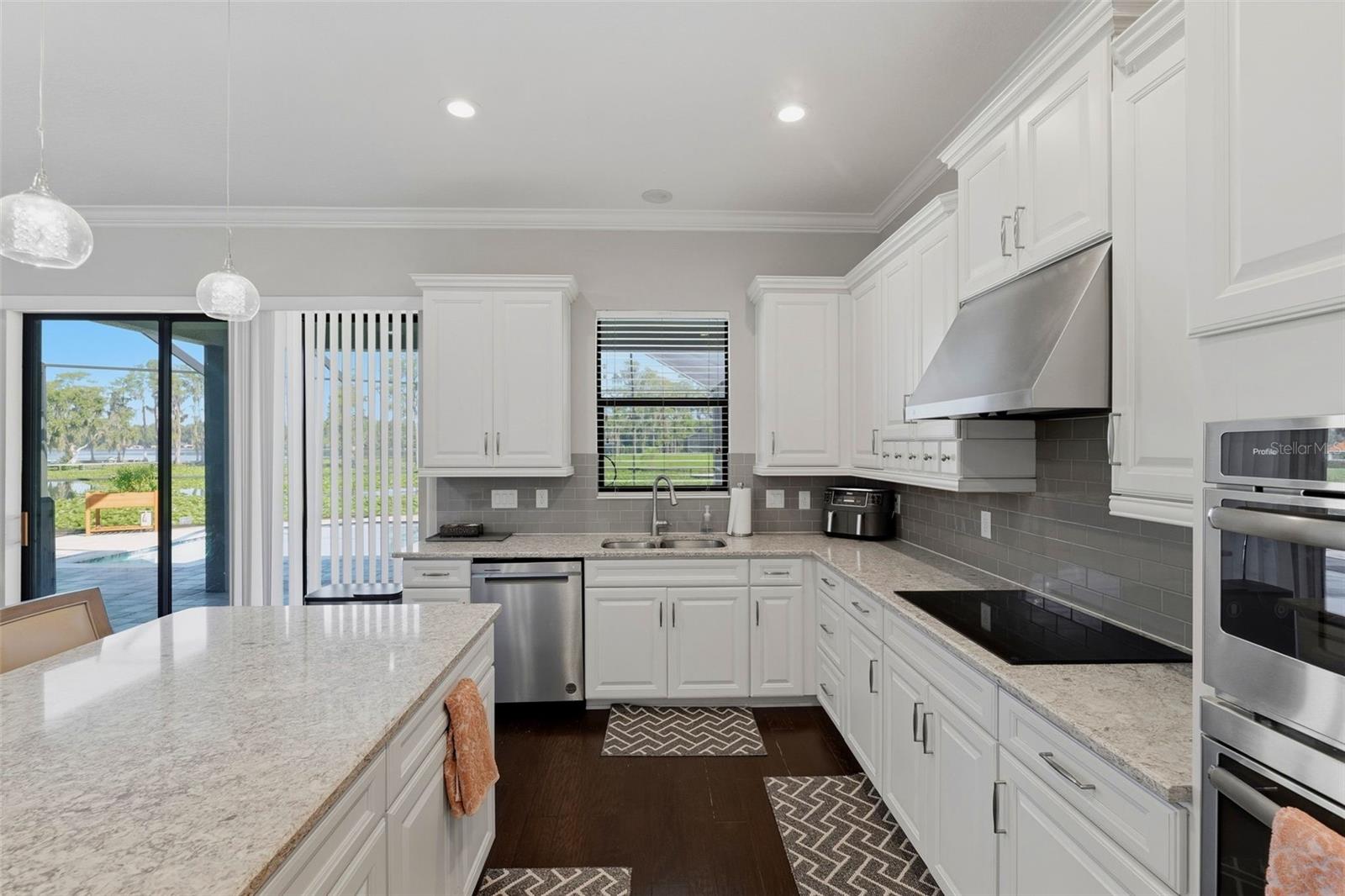 5157 LAKECASTLE DR — photo 10