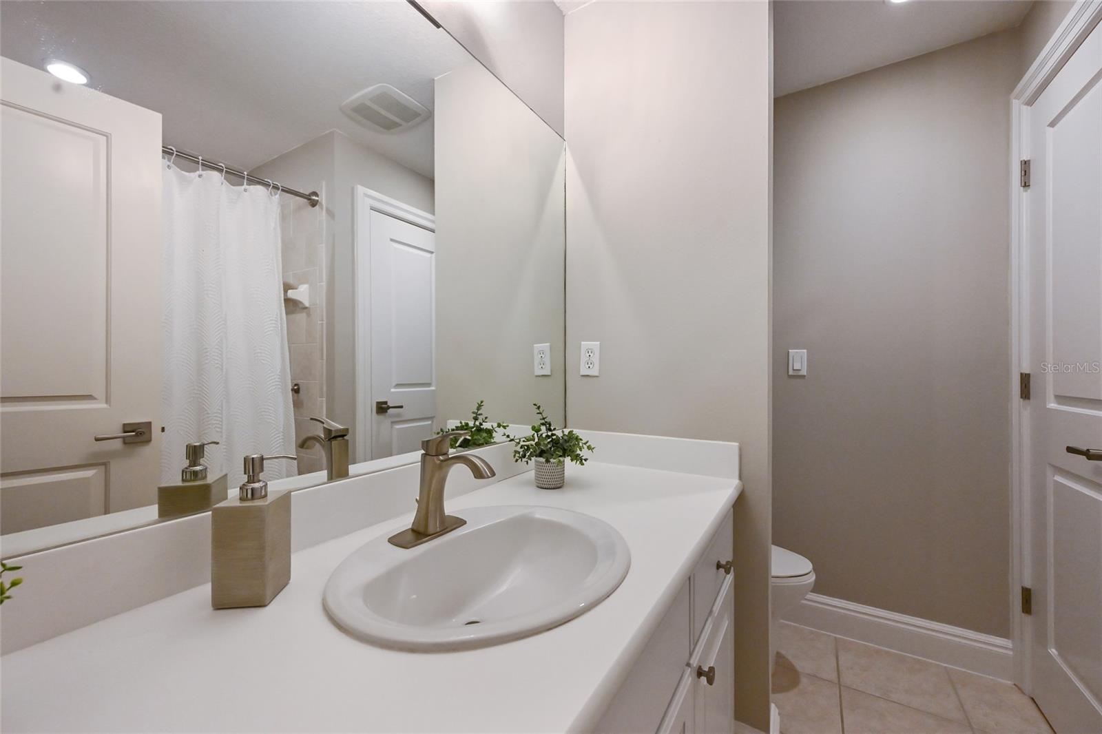 1749 LINCOLN PARK CIR — photo 28