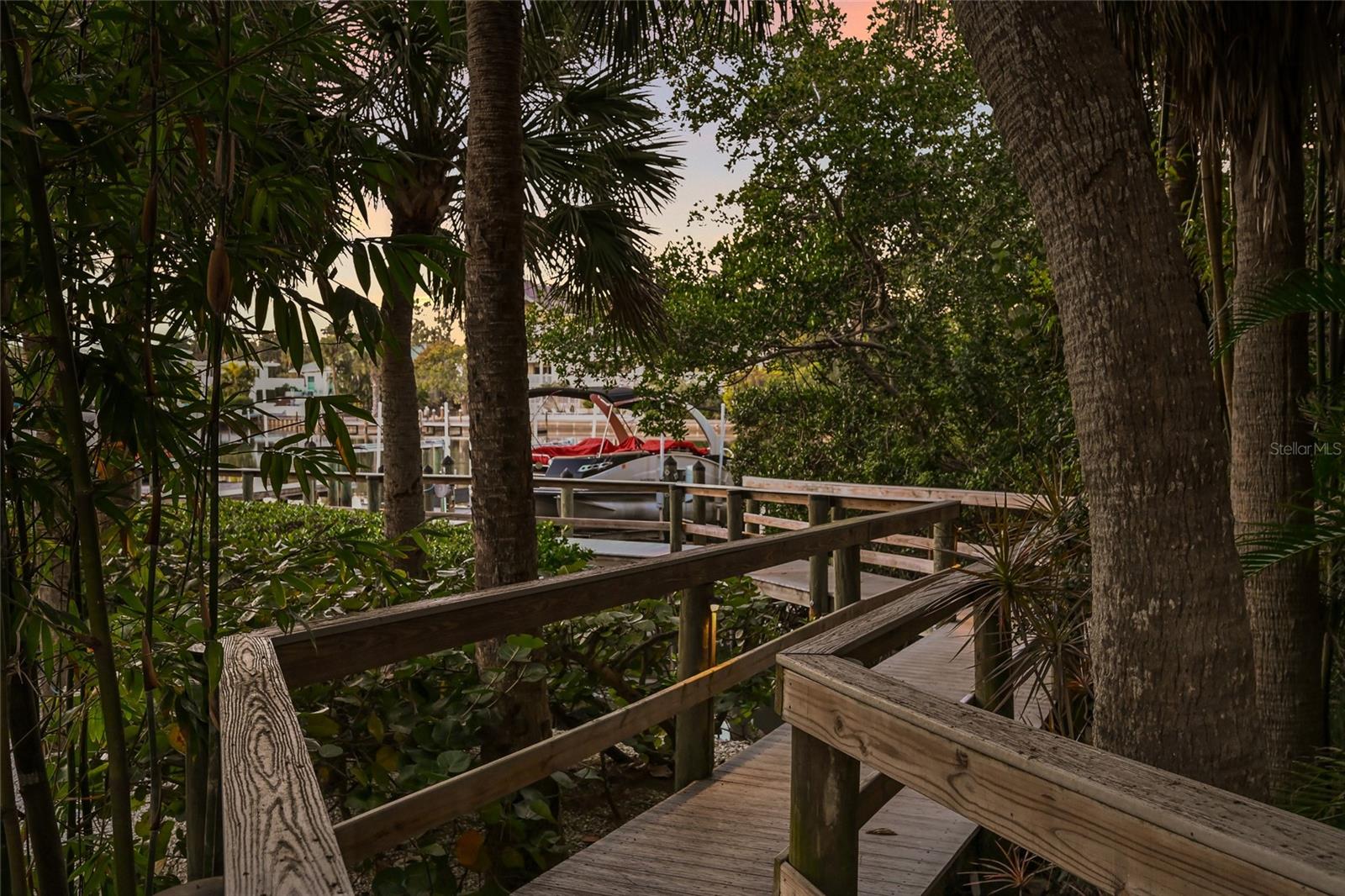 1749 LINCOLN PARK CIR — photo 49