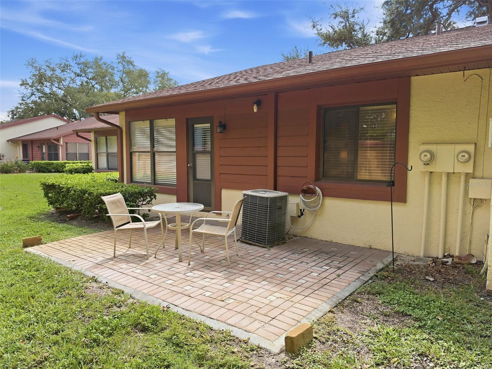 7319 GREYSTONE DR — photo 30