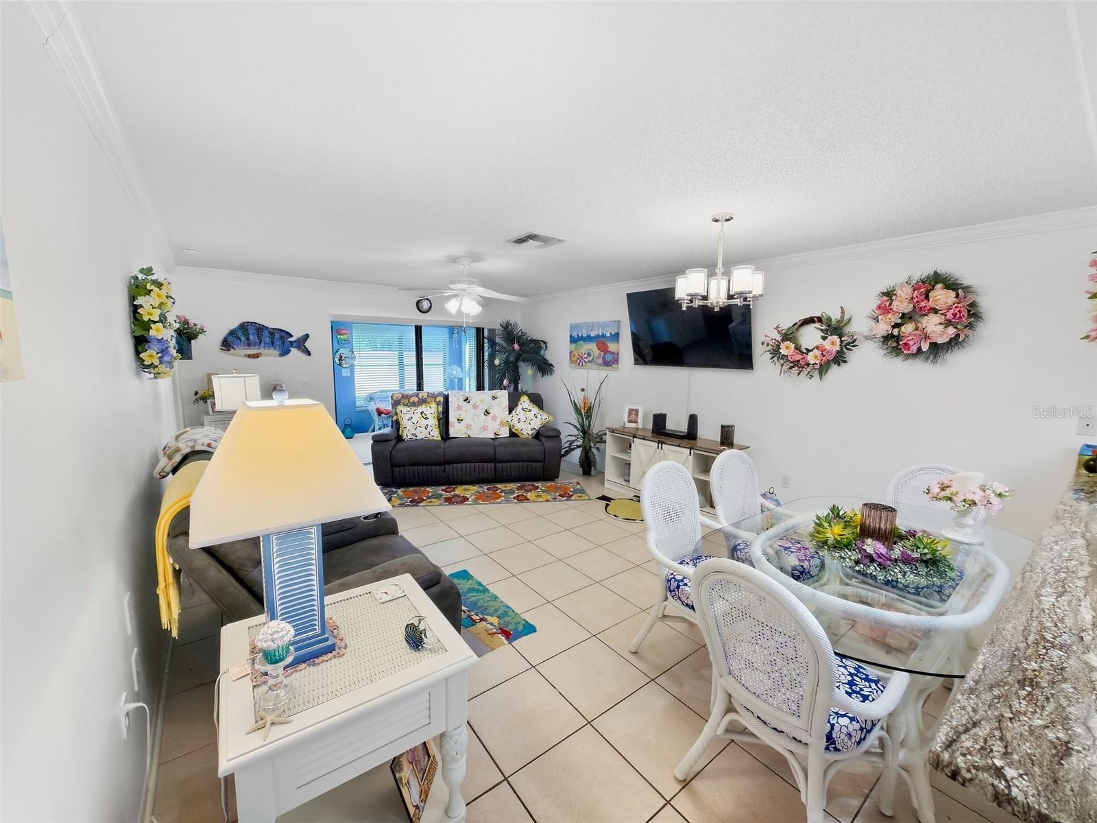 7319 GREYSTONE DR — photo 14