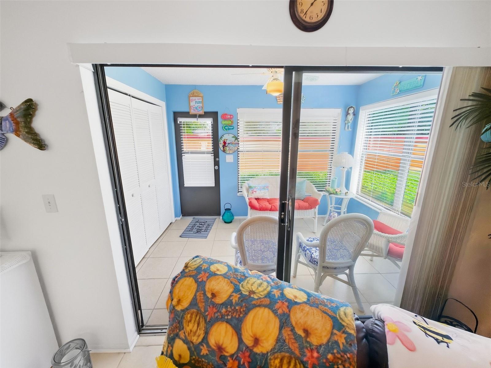 7319 GREYSTONE DR — photo 26