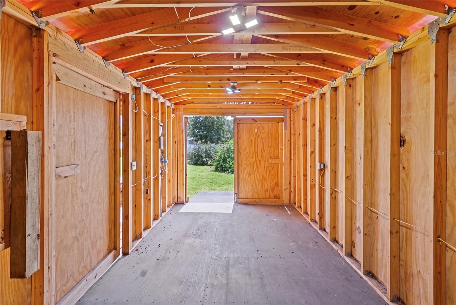 1105 LENNA AVE — photo 38