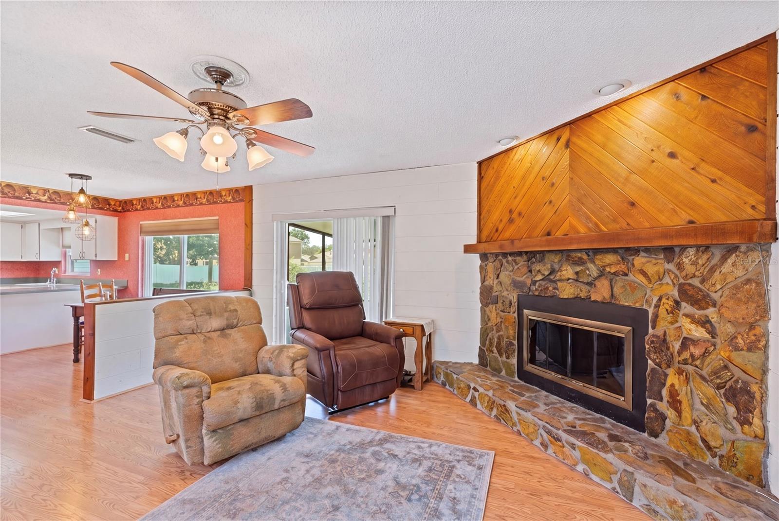 1105 LENNA AVE — photo 6