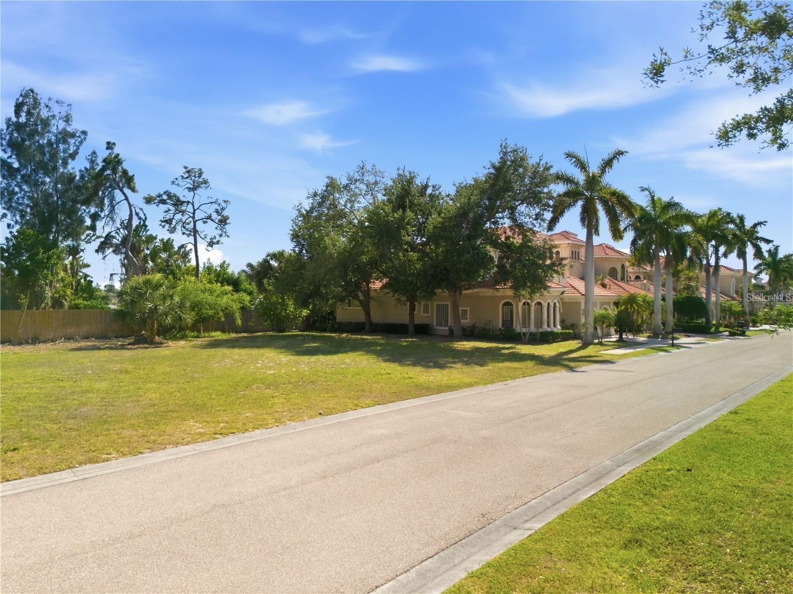 1740 ASSISI DR — photo 11