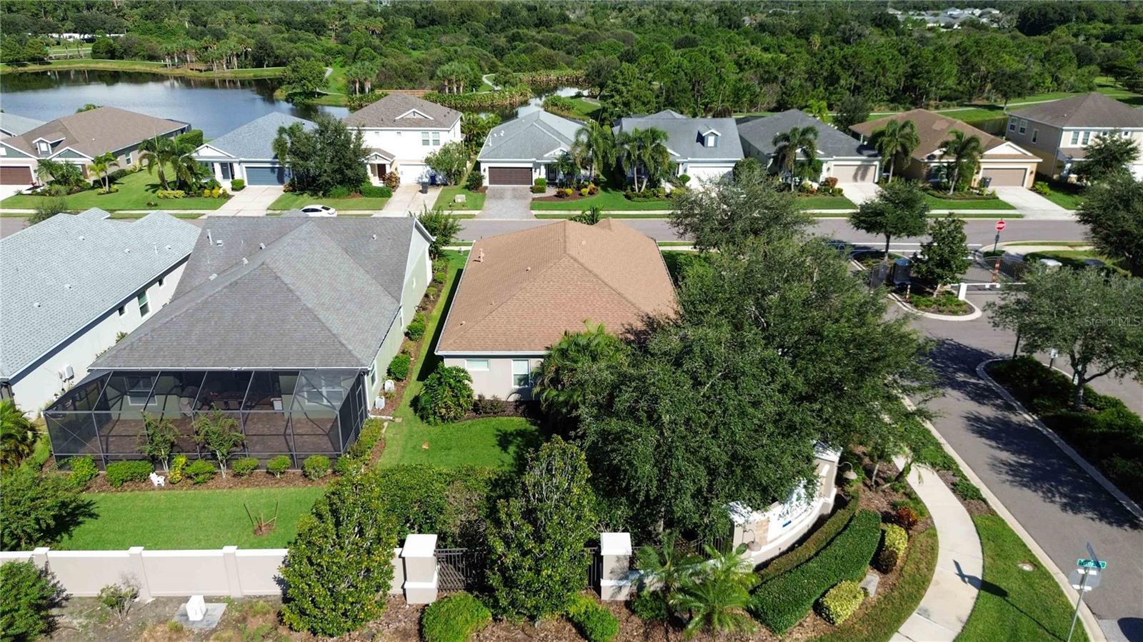 6964 WHITE WILLOW CT — photo 25