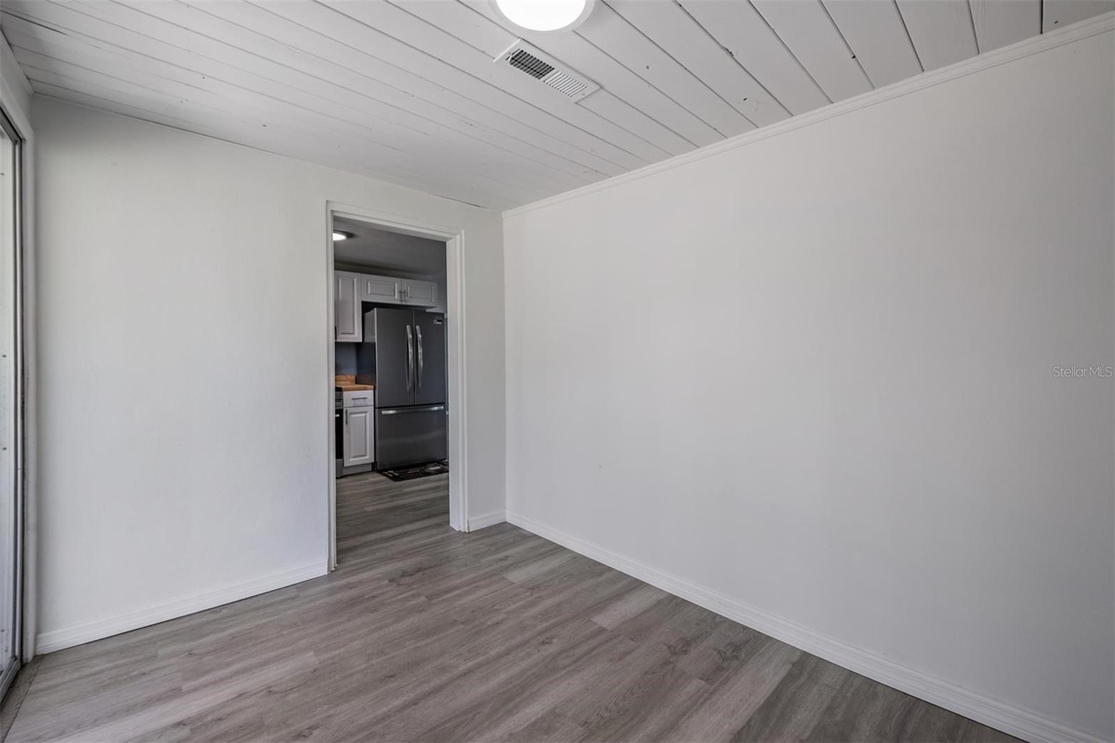 636 STREMMA RD — photo 20