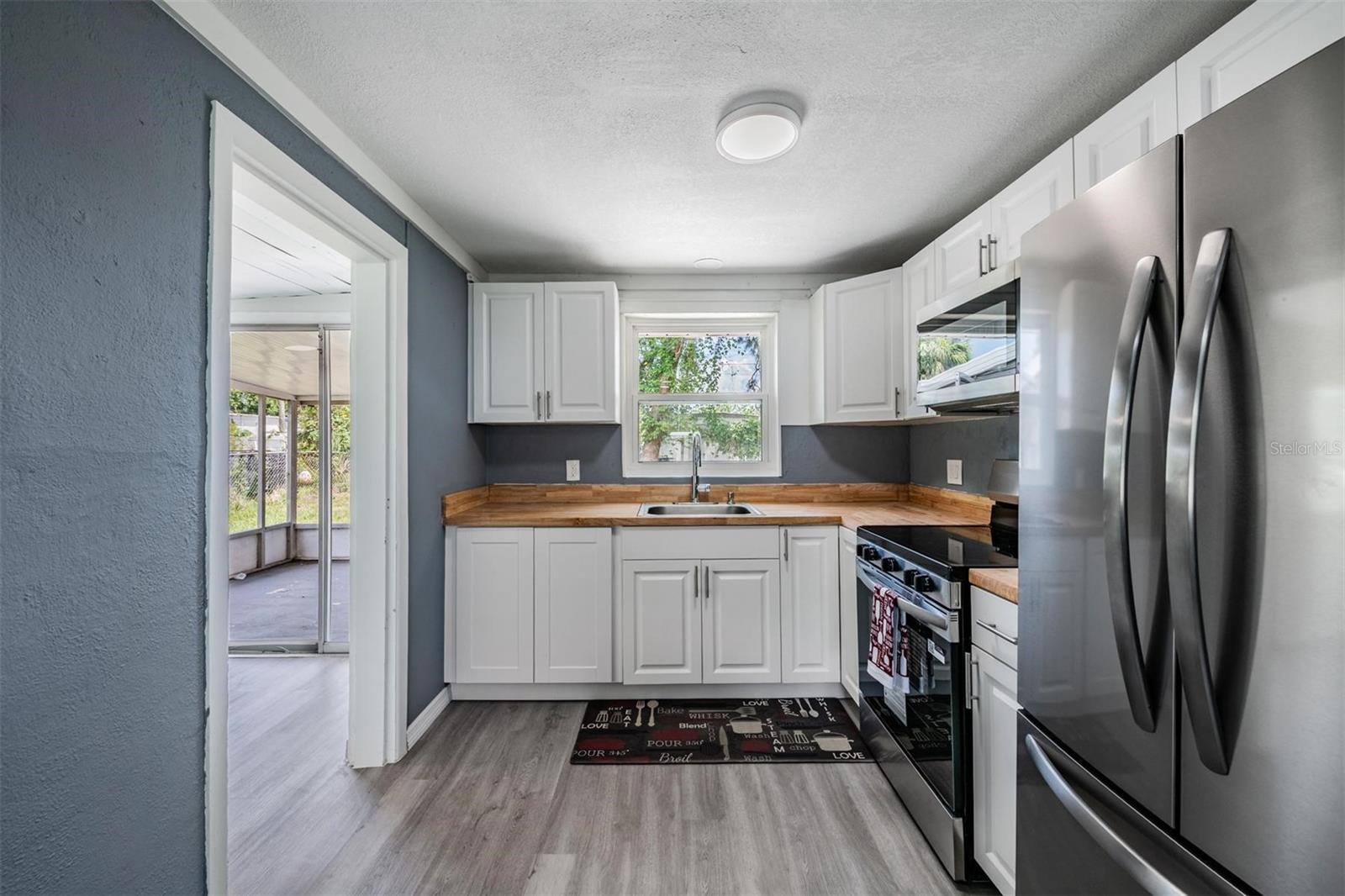 636 STREMMA RD — photo 6