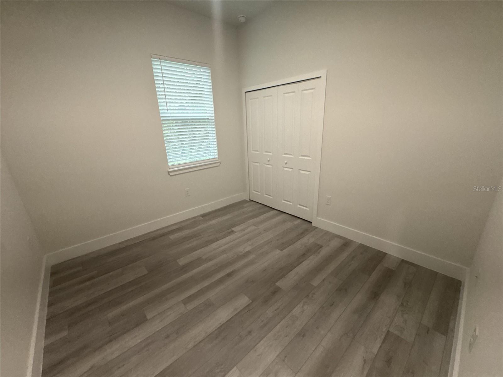 2231 VANCOUVER LN — photo 15