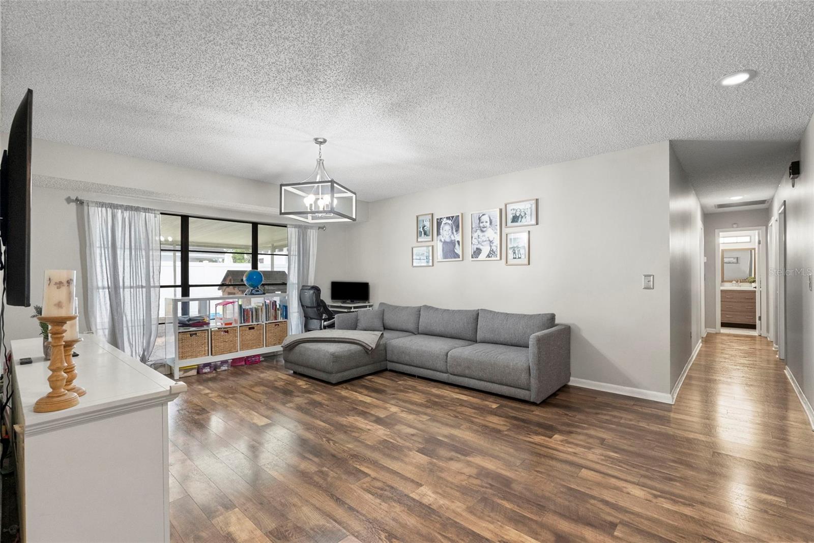 4010 BRAESGATE LN — photo 4