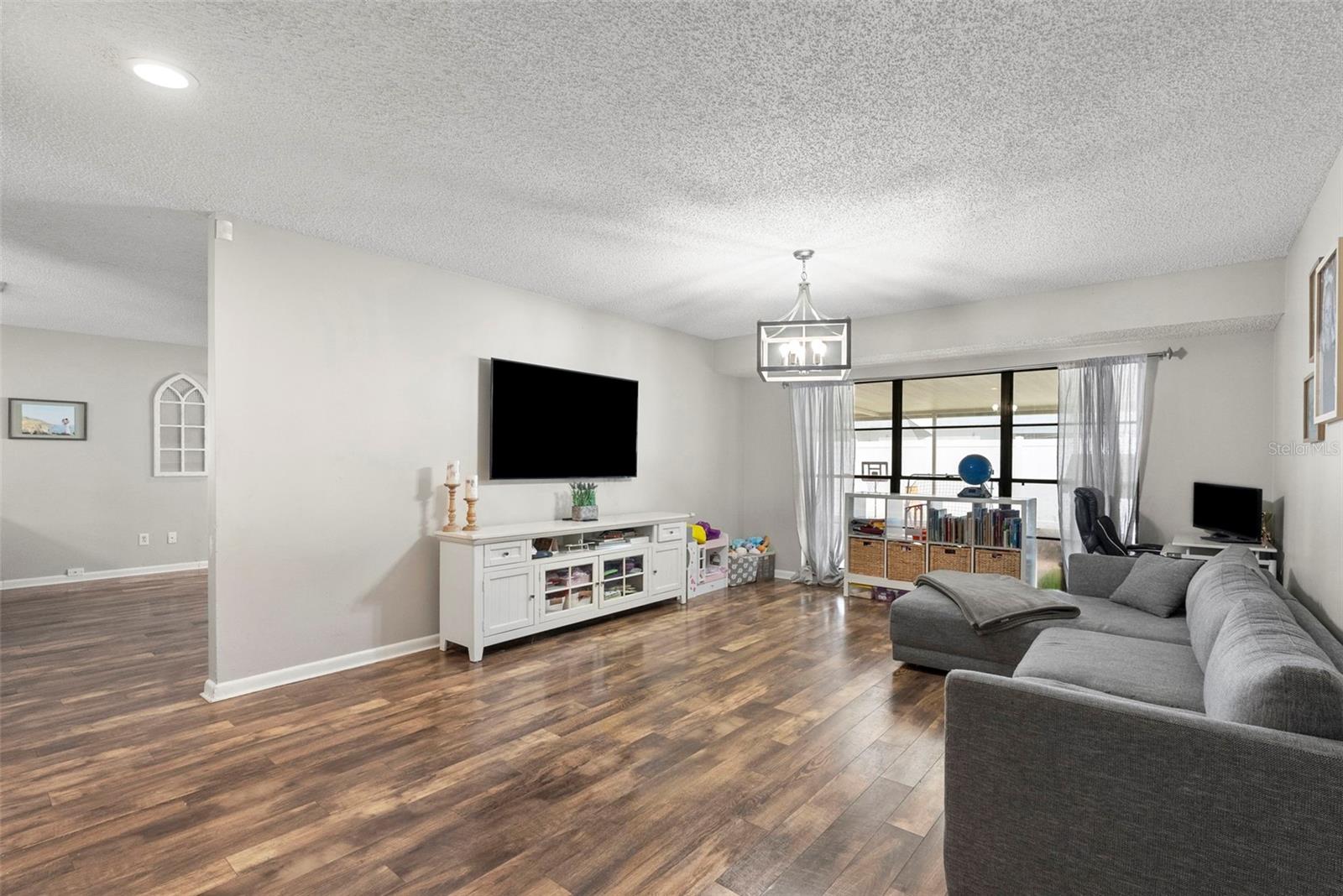 4010 BRAESGATE LN — photo 3