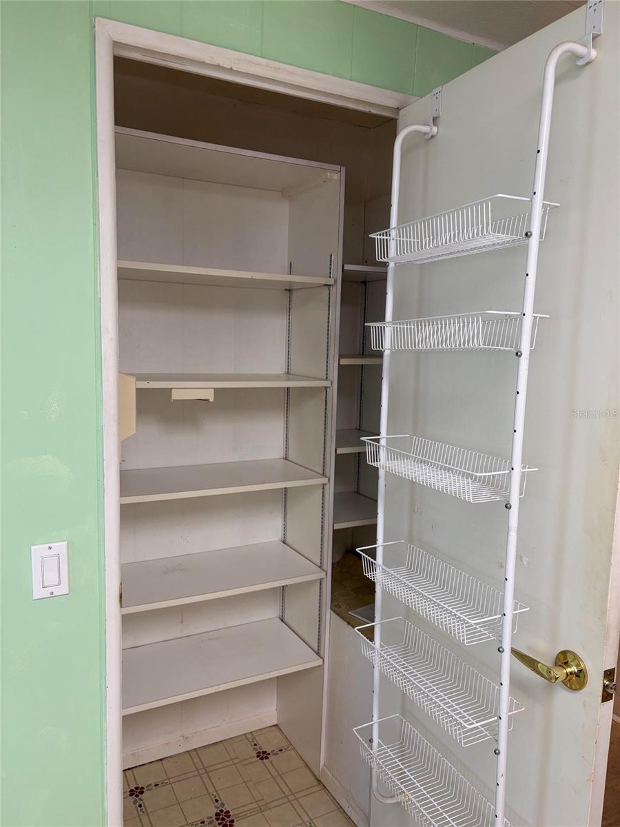 5536 DENMARK DR — photo 5