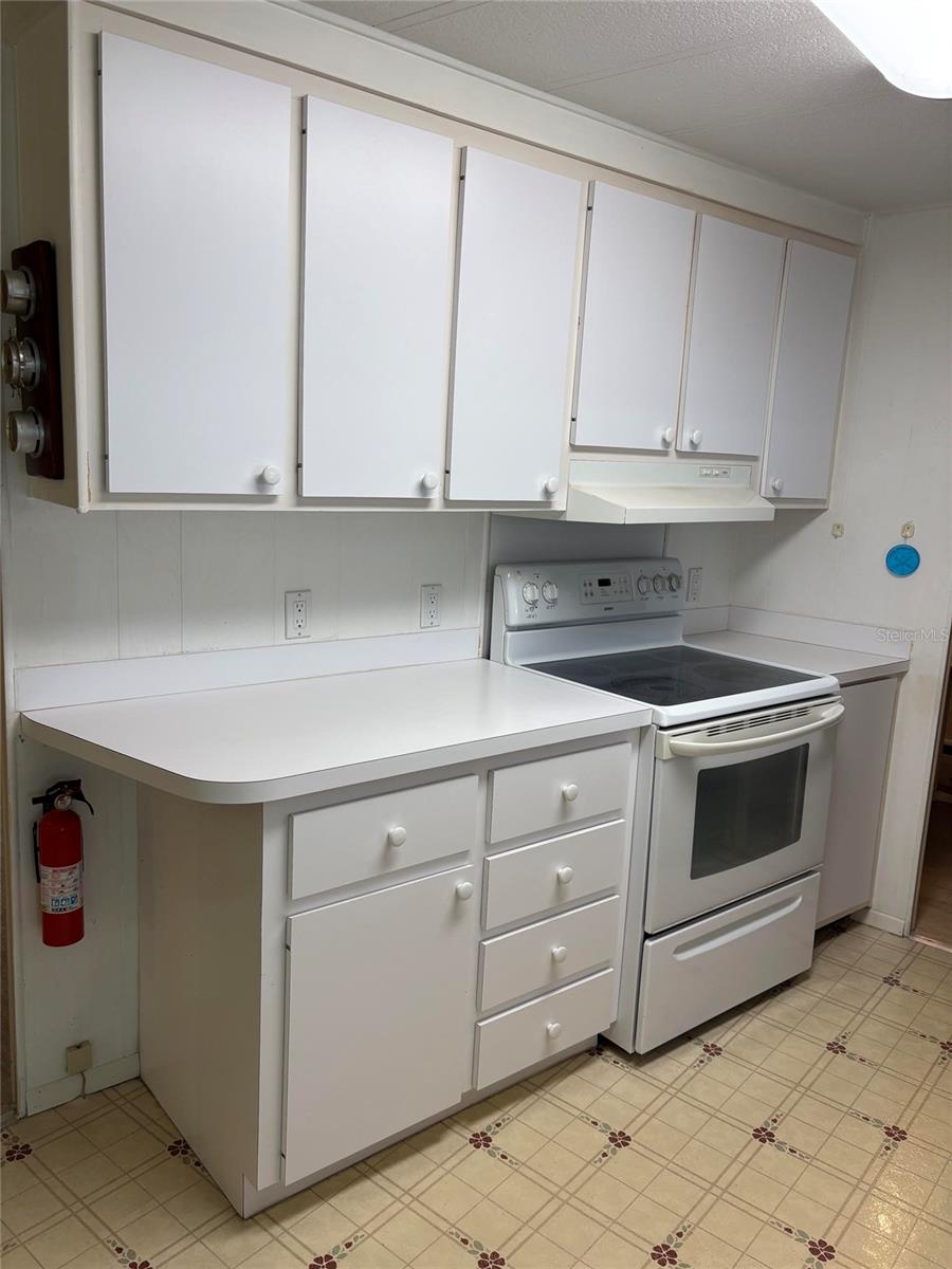5536 DENMARK DR — photo 4