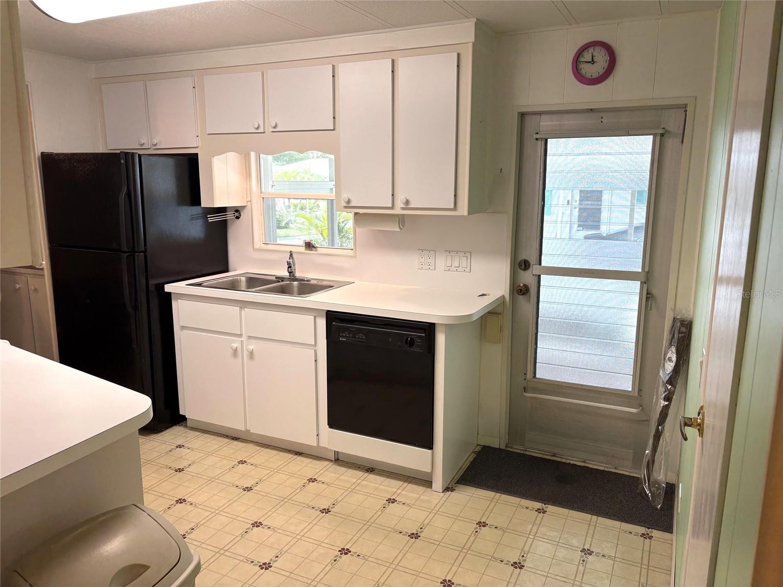 5536 DENMARK DR — photo 3