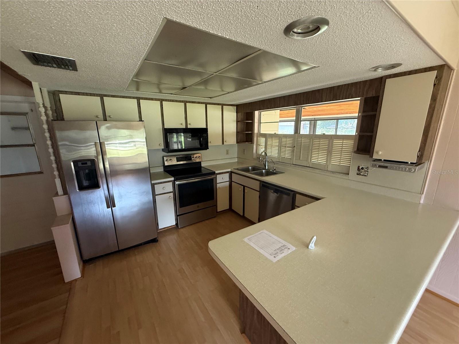 2906 OAK CREST DR — photo 4