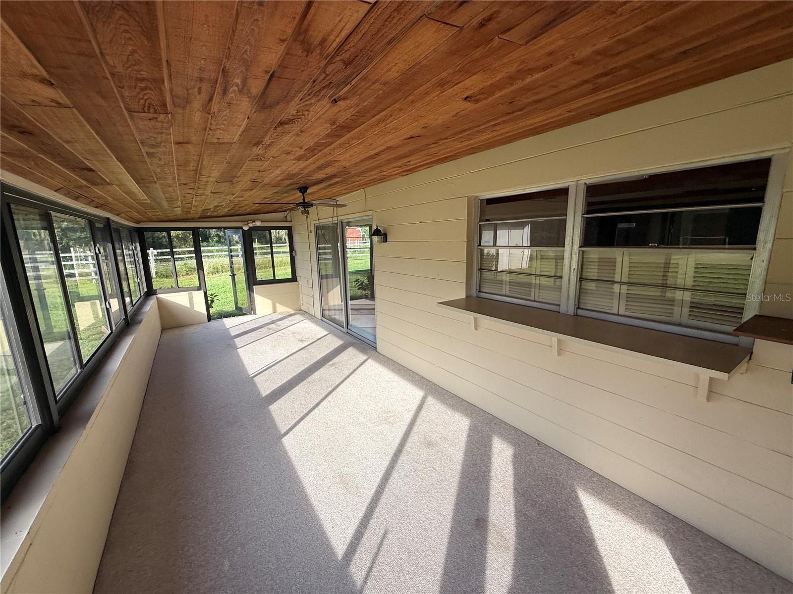 2906 OAK CREST DR — photo 19