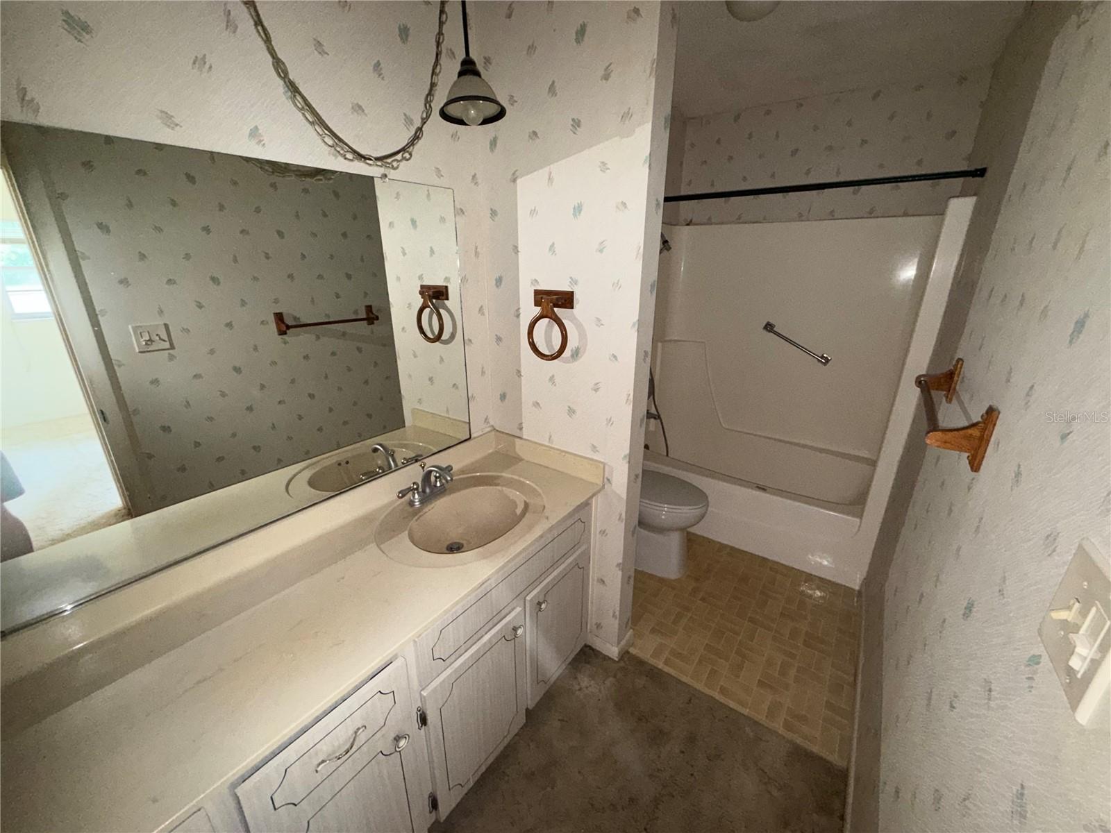 2906 OAK CREST DR — photo 13