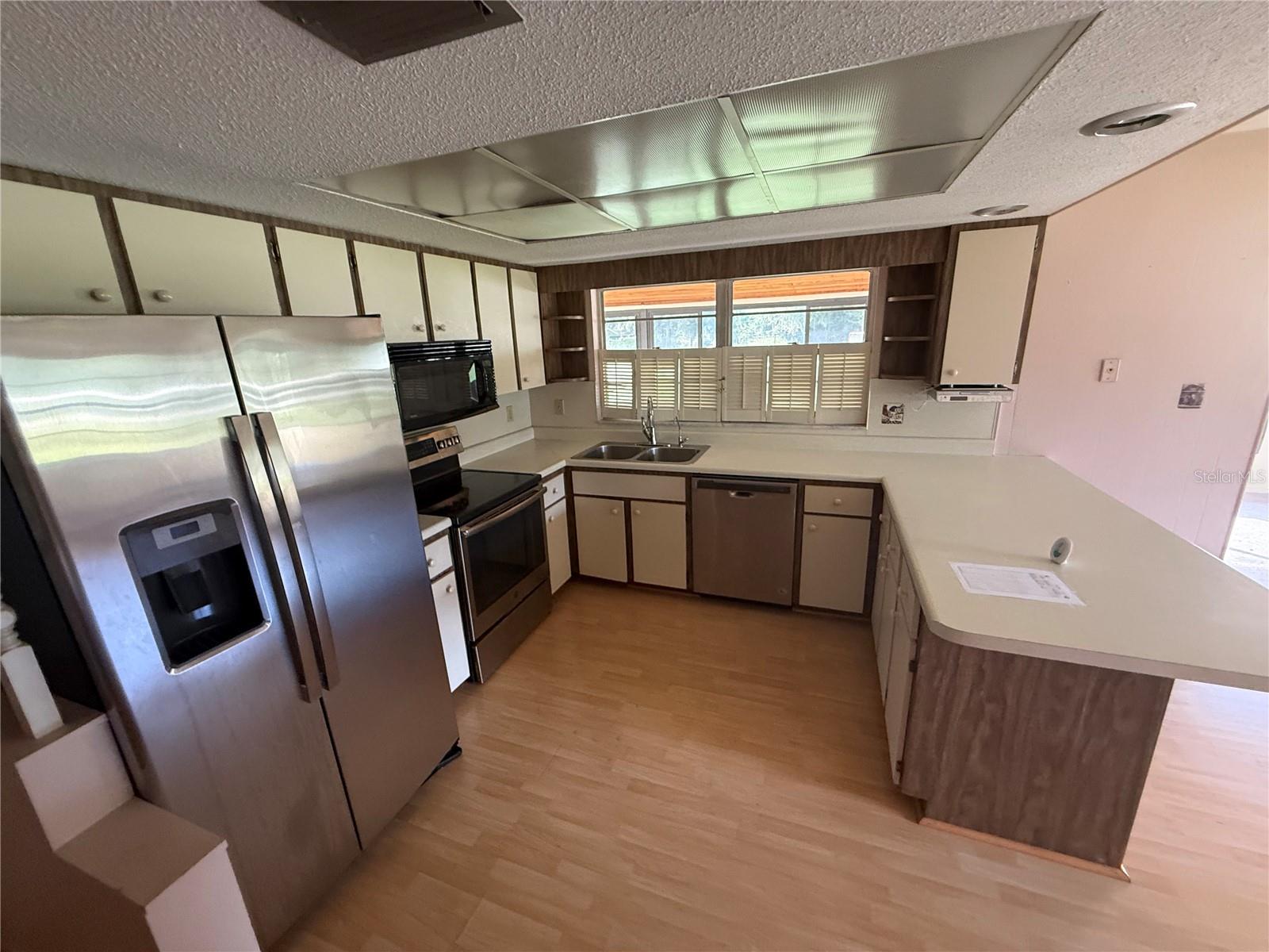 2906 OAK CREST DR — photo 5