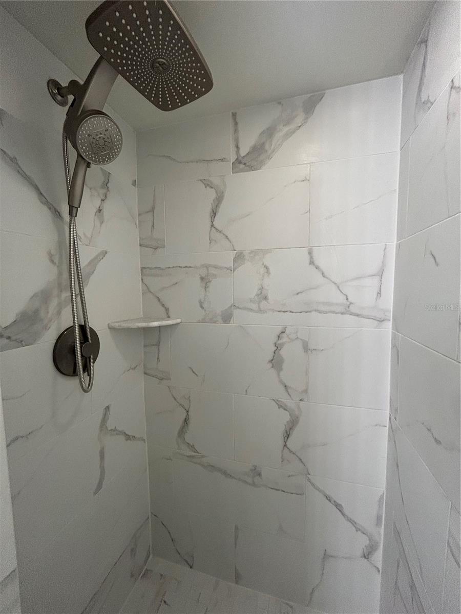 201 PALMETTO CT #201 — photo 28