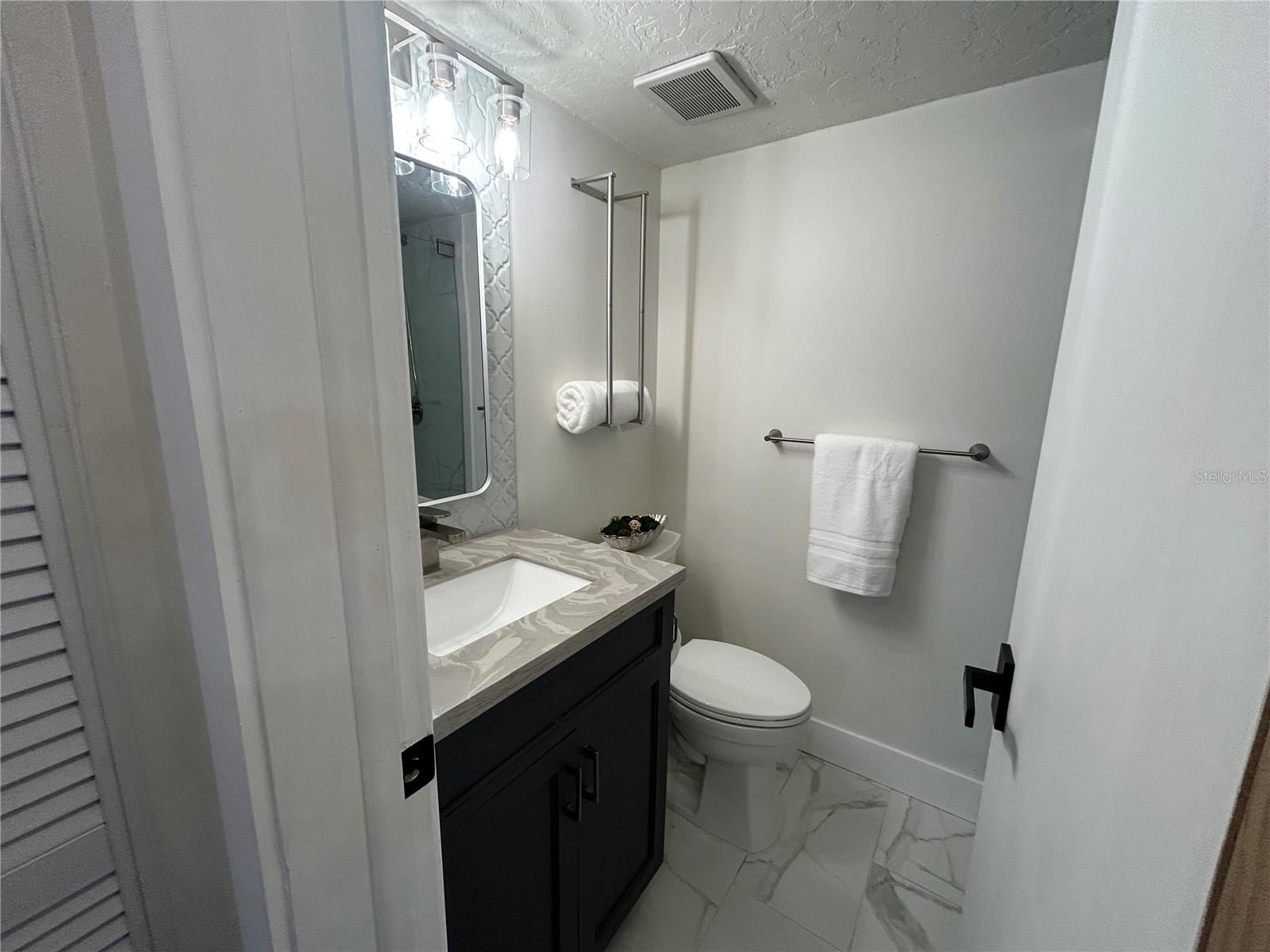 201 PALMETTO CT #201 — photo 34