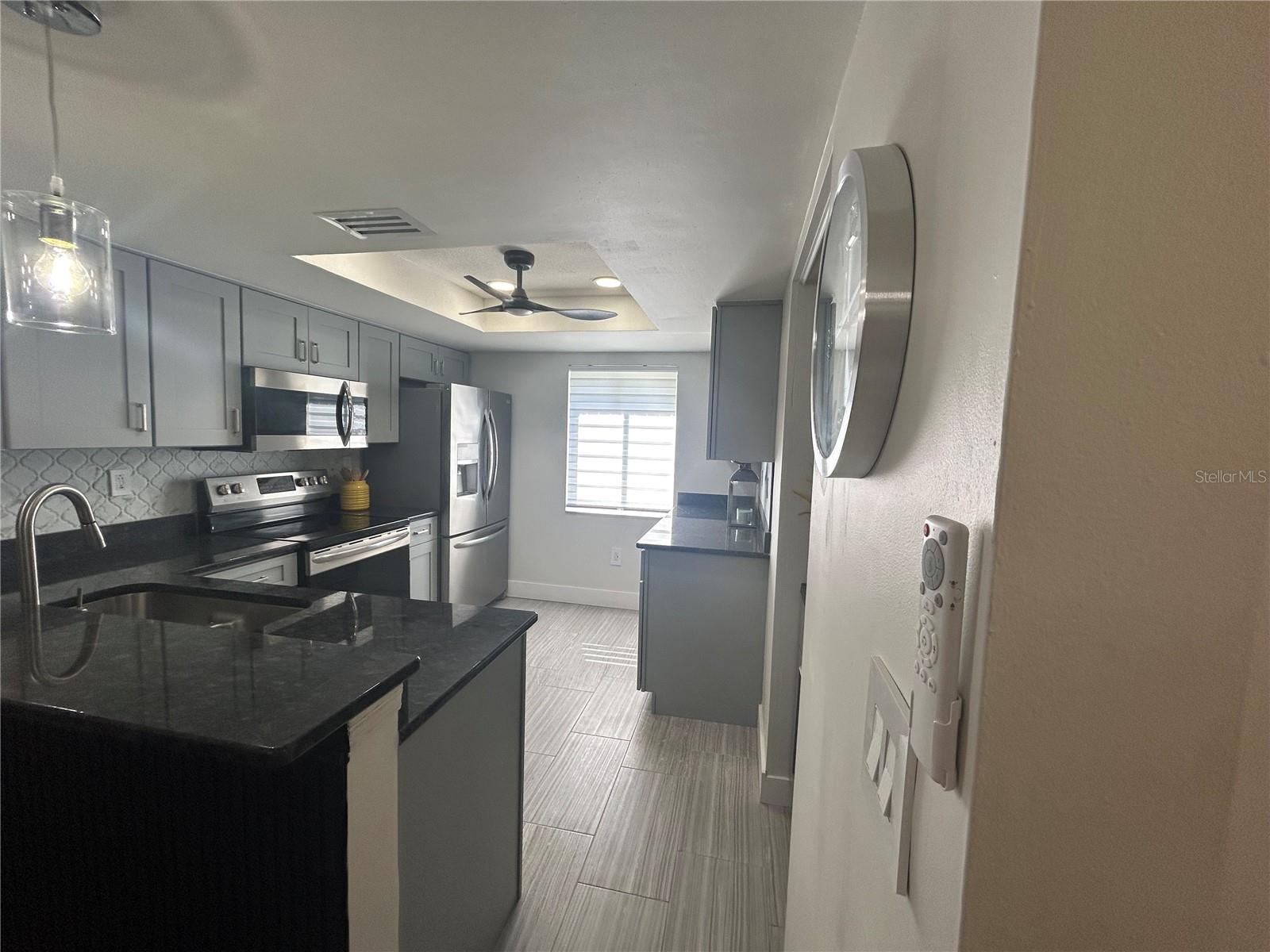 201 PALMETTO CT #201 — photo 10