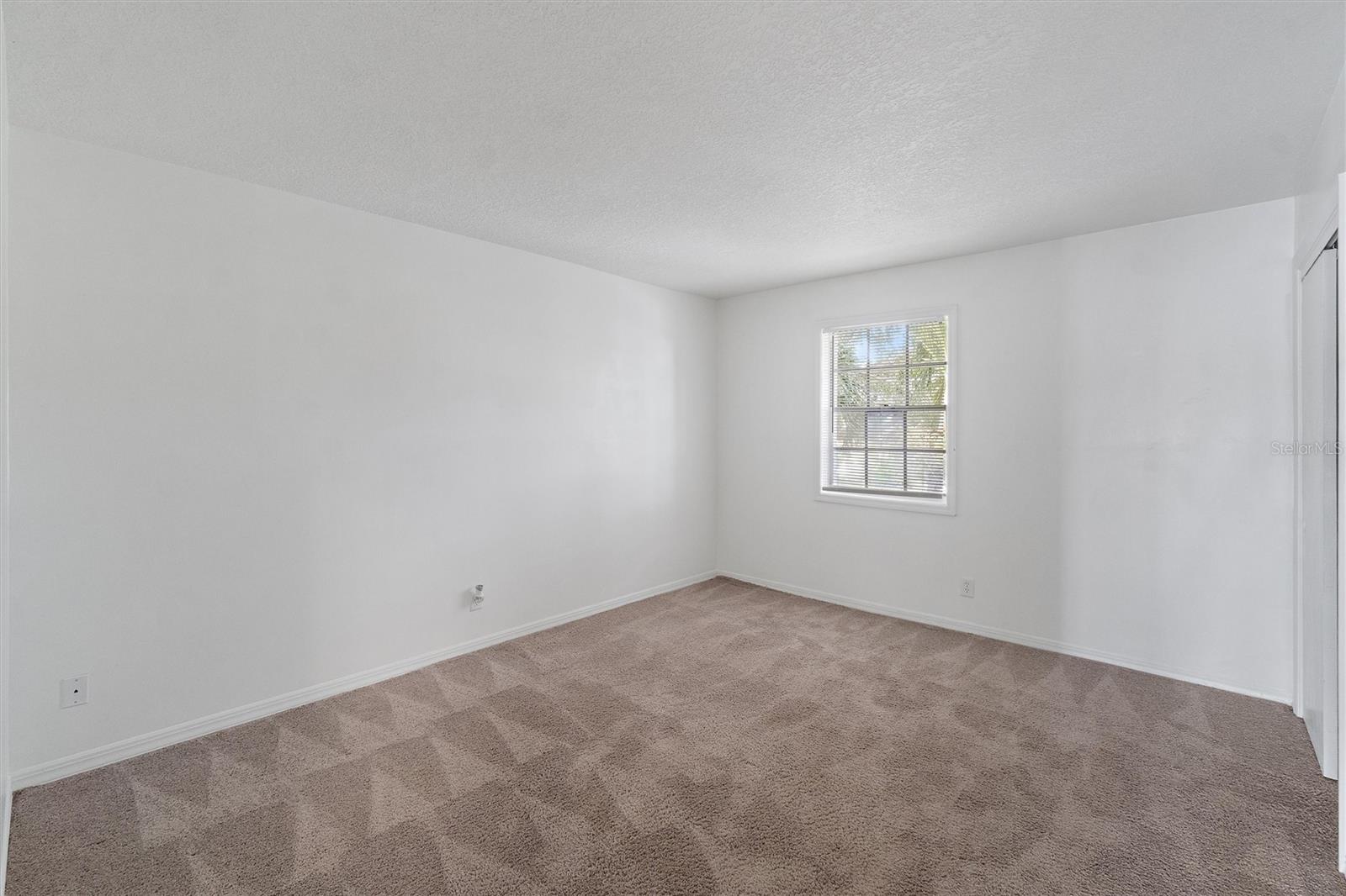 165 POMPANO DR SE — photo 20