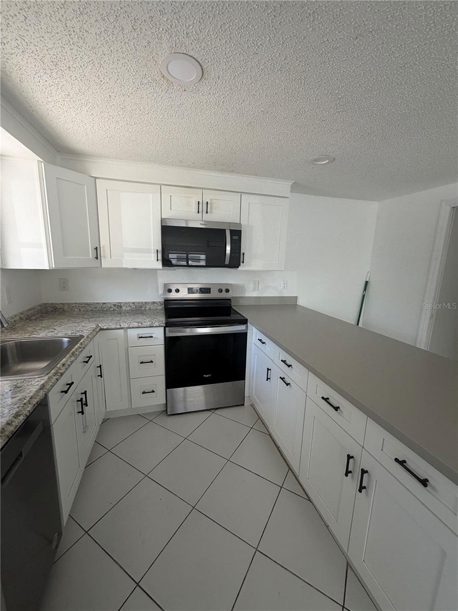 406 71ST ST #A — photo 5