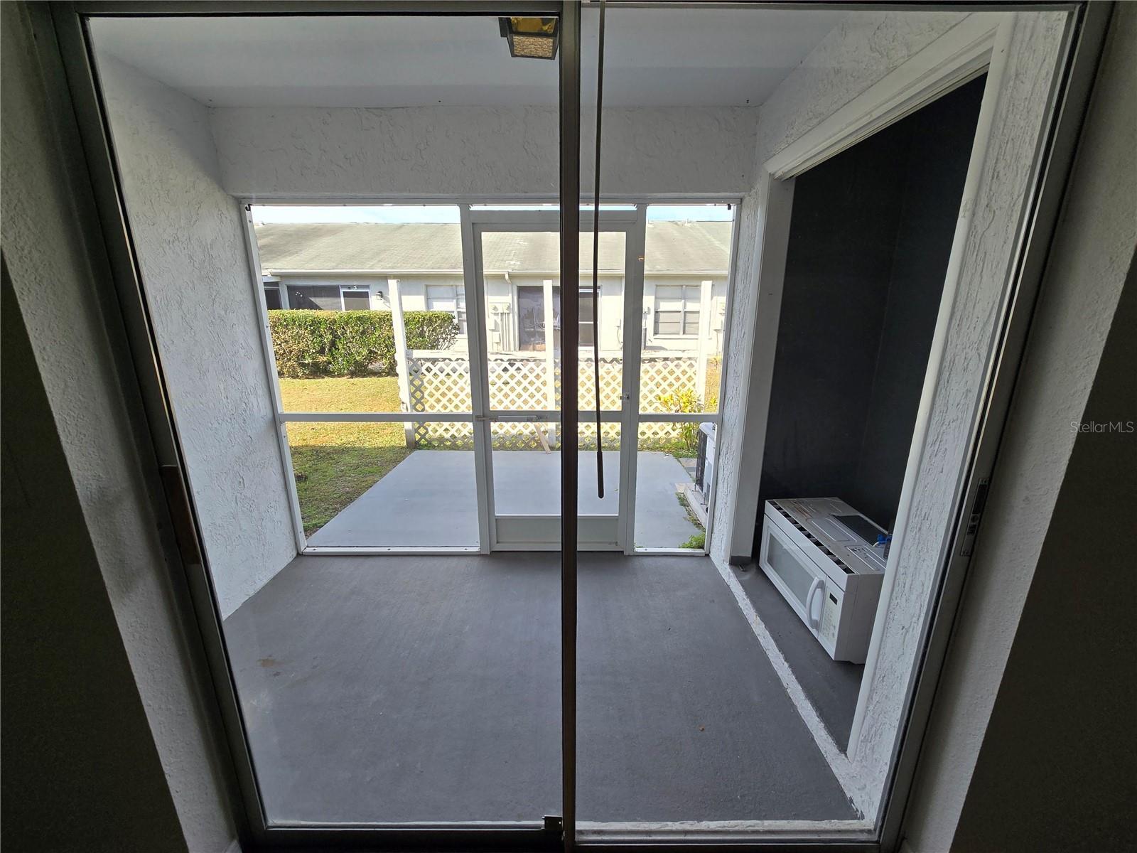 2919 WESTMORELAND CT — photo 21