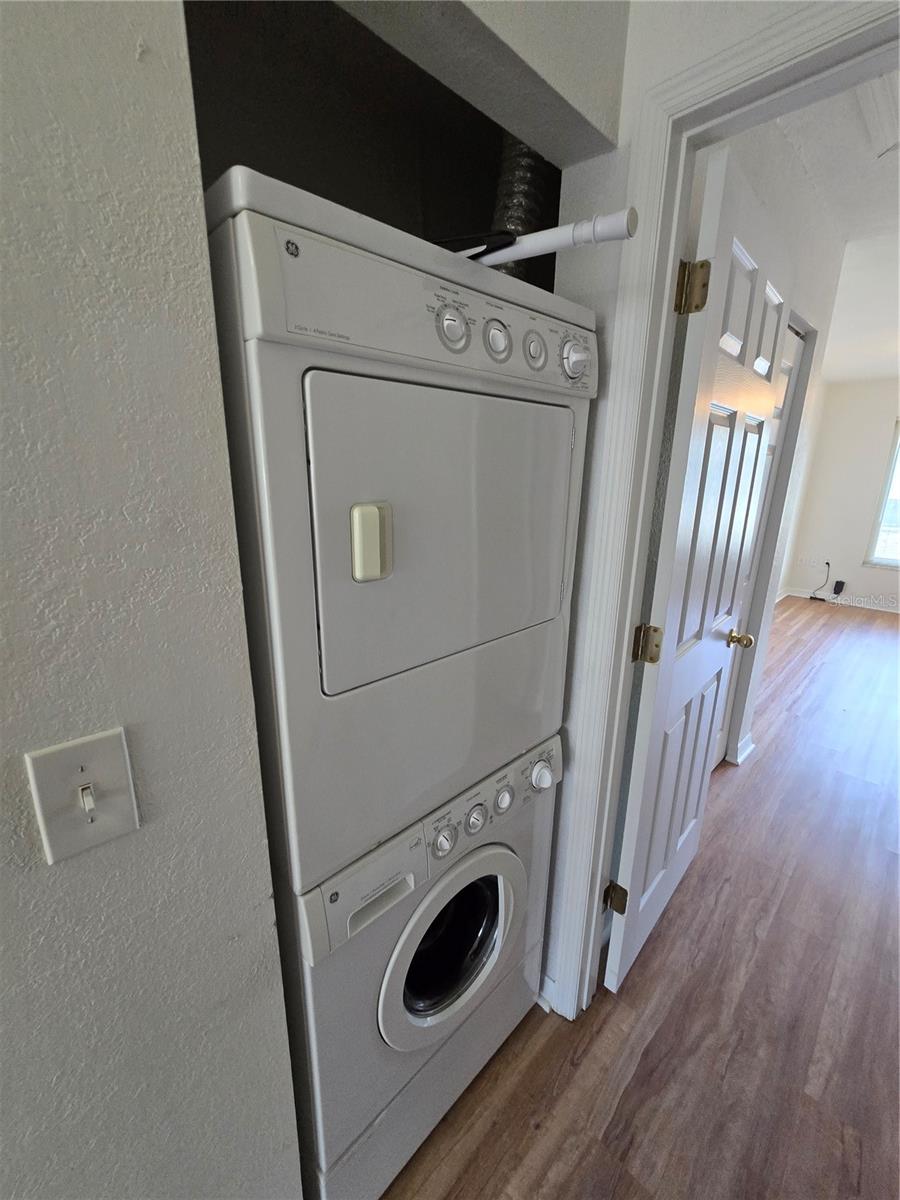 2919 WESTMORELAND CT — photo 11