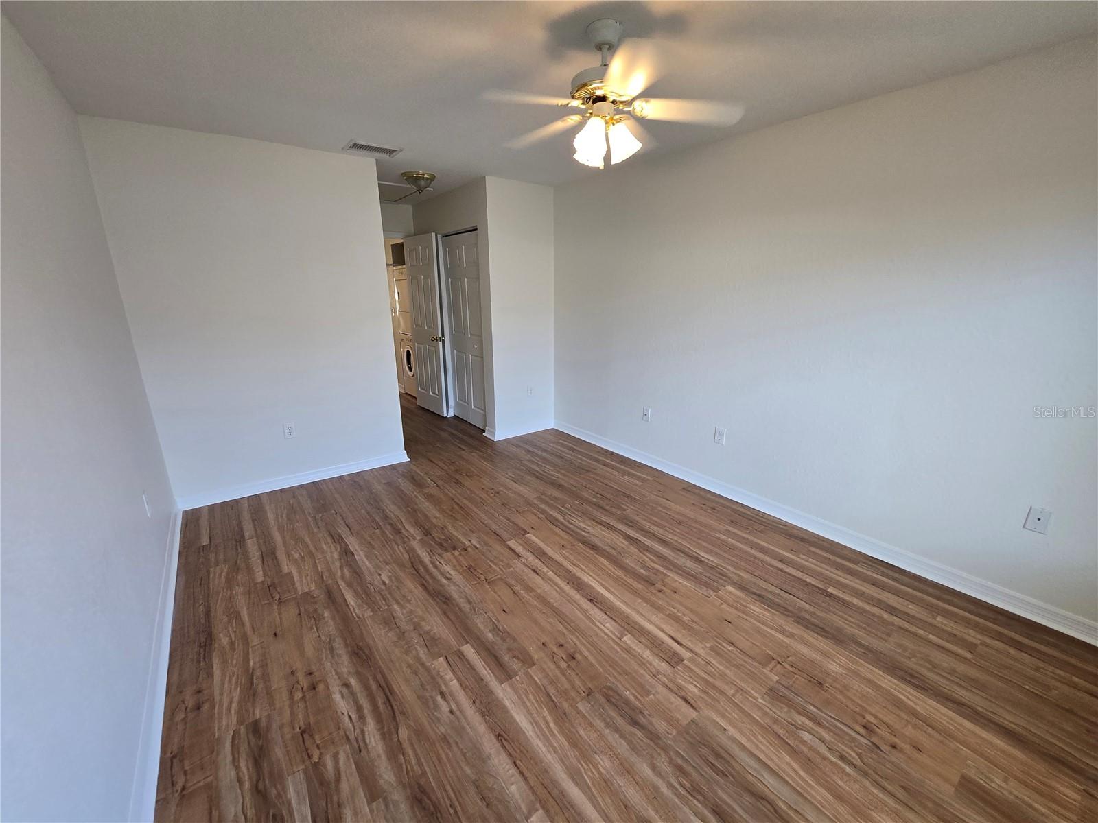 2919 WESTMORELAND CT — photo 13