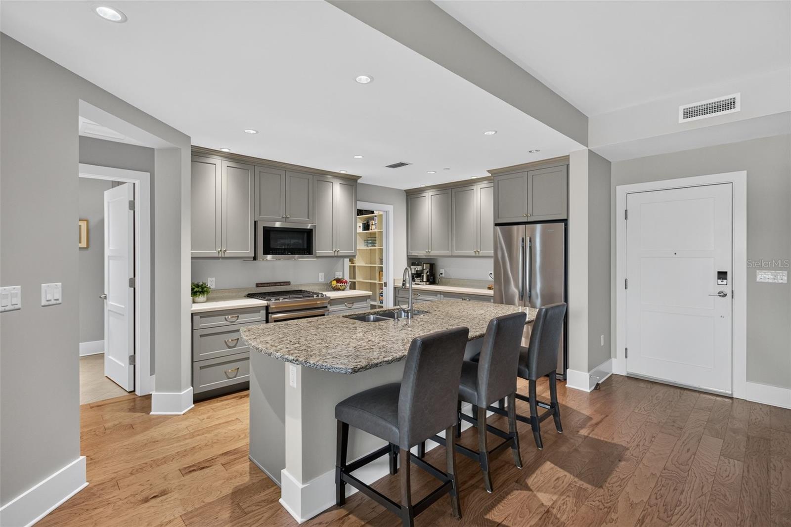 200 MAIN ST #202 — photo 13