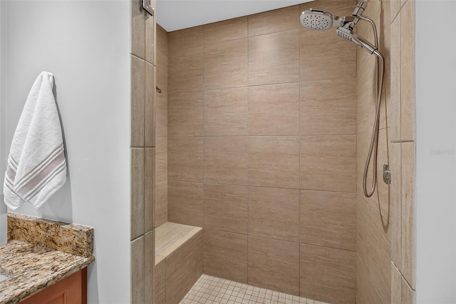 200 MAIN ST #202 — photo 27