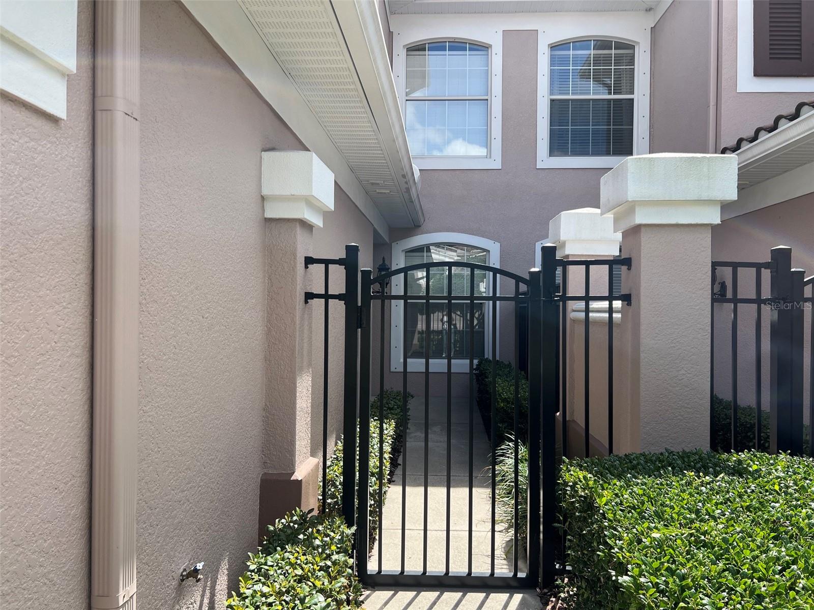 802 LANTERN WAY #101 — photo 4