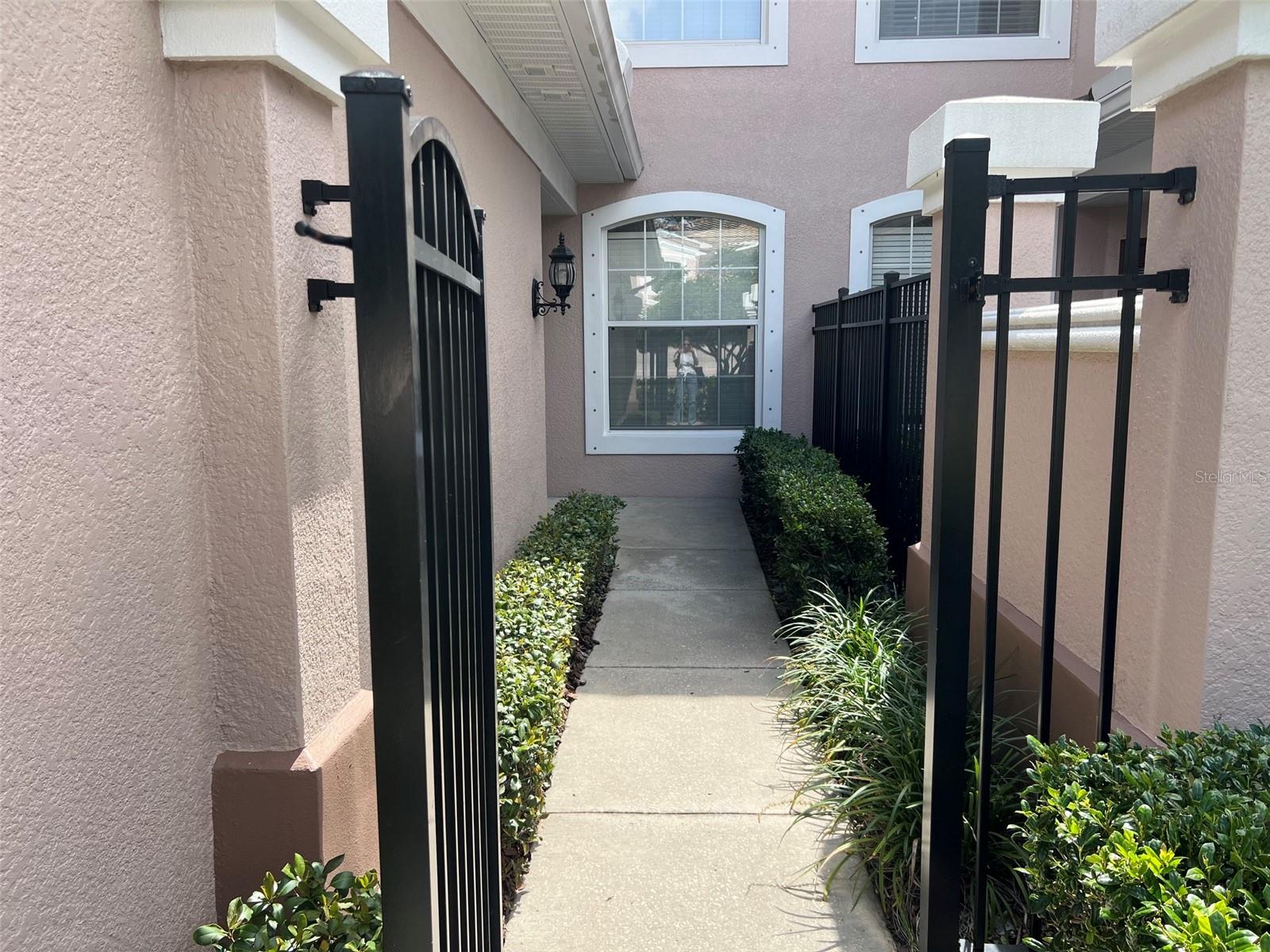 802 LANTERN WAY #101 — photo 3