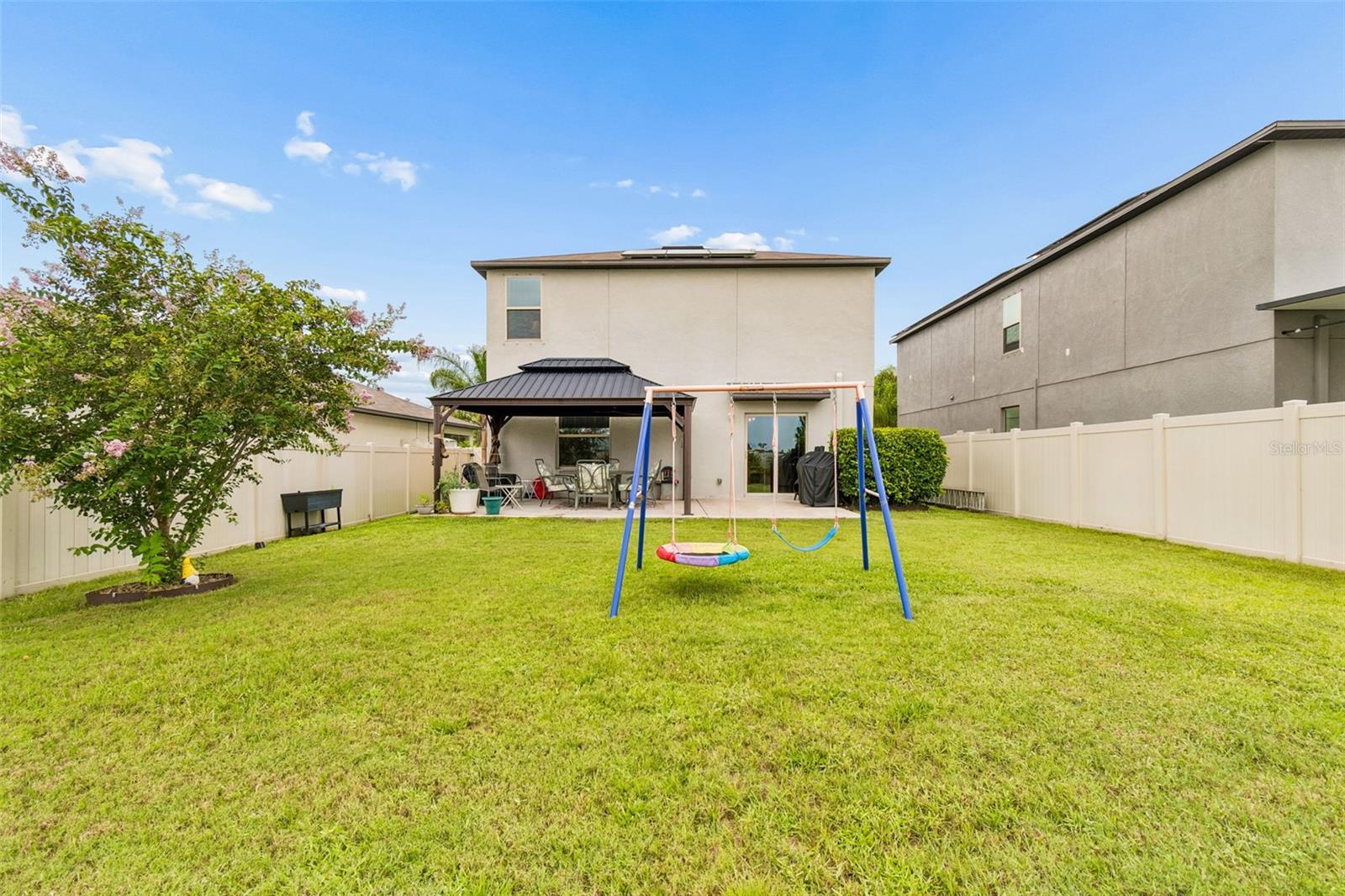 6108 SPRING CRAYFISH AVE — photo 32