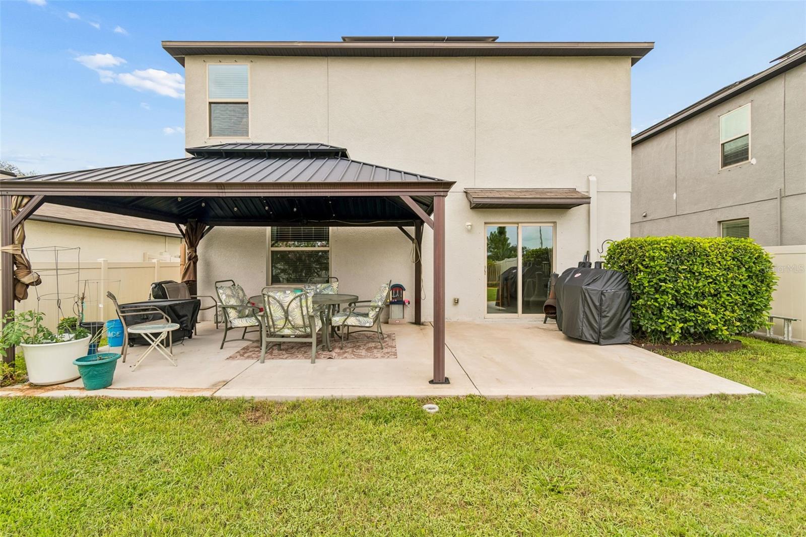 6108 SPRING CRAYFISH AVE — photo 28