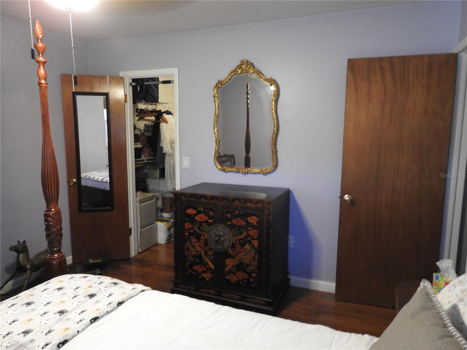 7611 SENRAB DR — photo 39