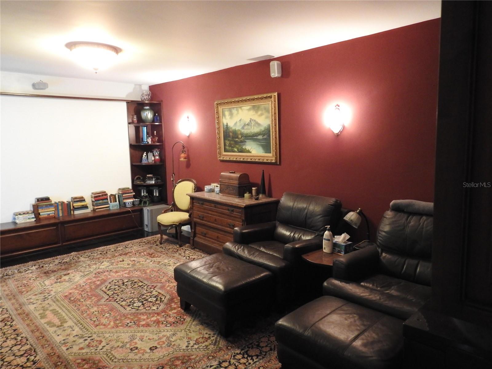 7611 SENRAB DR — photo 34