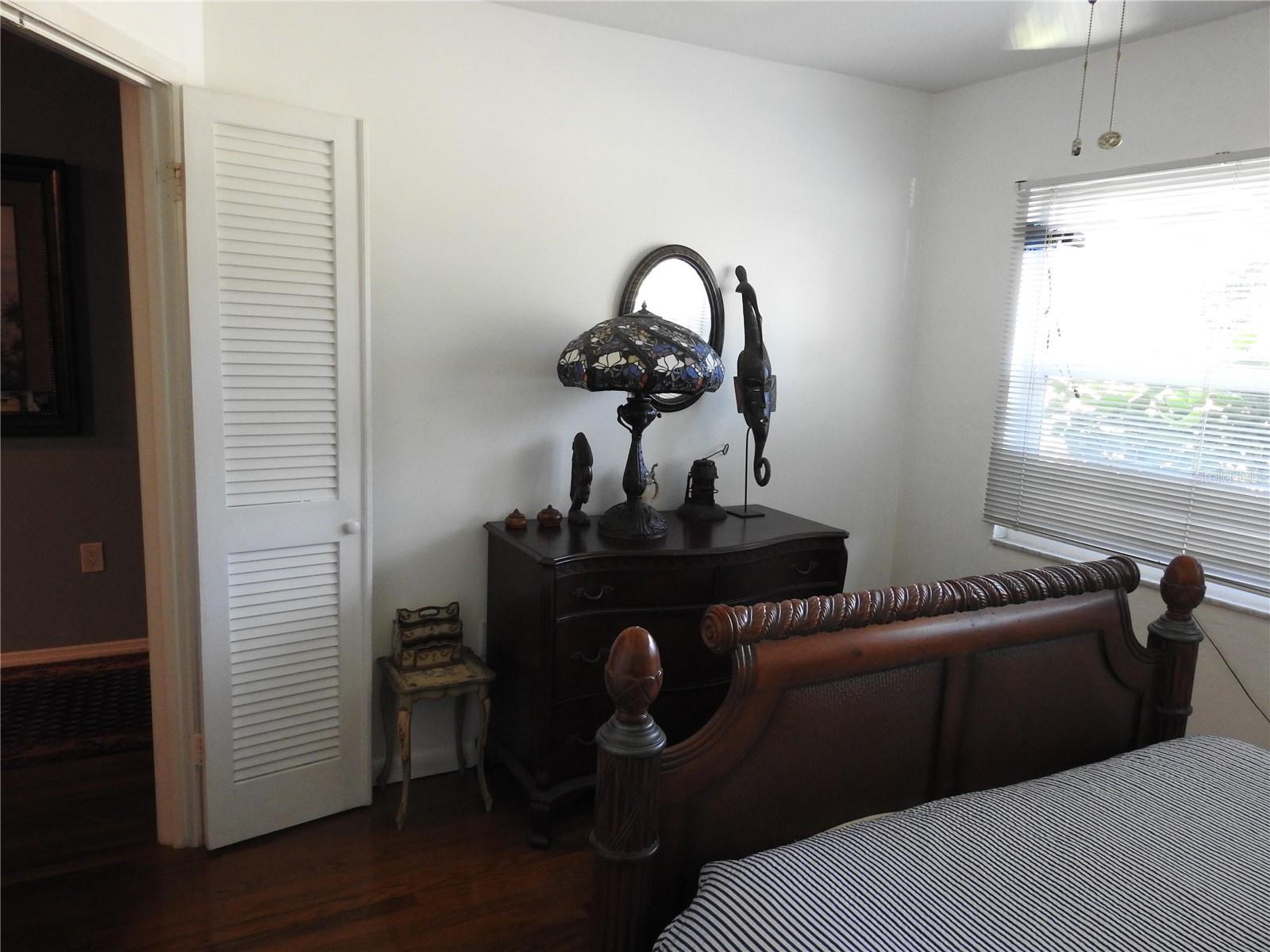 7611 SENRAB DR — photo 13